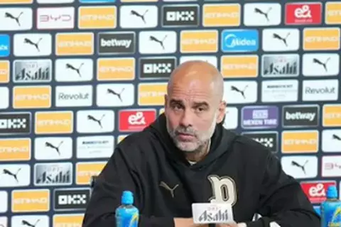 جوارديولا: لا نفكر إلا في مباراة بورنموث